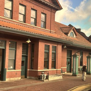 Amtrak - Centralia Station Southbound - Train Stations Near Me - Centralia, Washington Amtrak - Centralia Station Southbound - Train Stations Near Me - Centralia, Washington