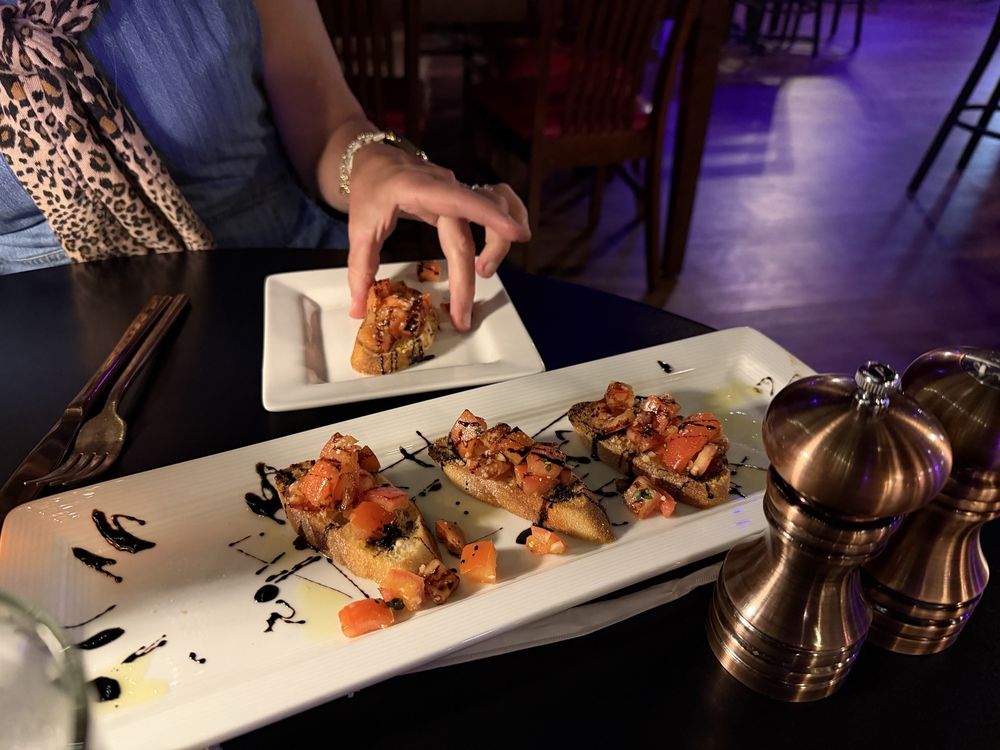 Food from Capones Speak Easy