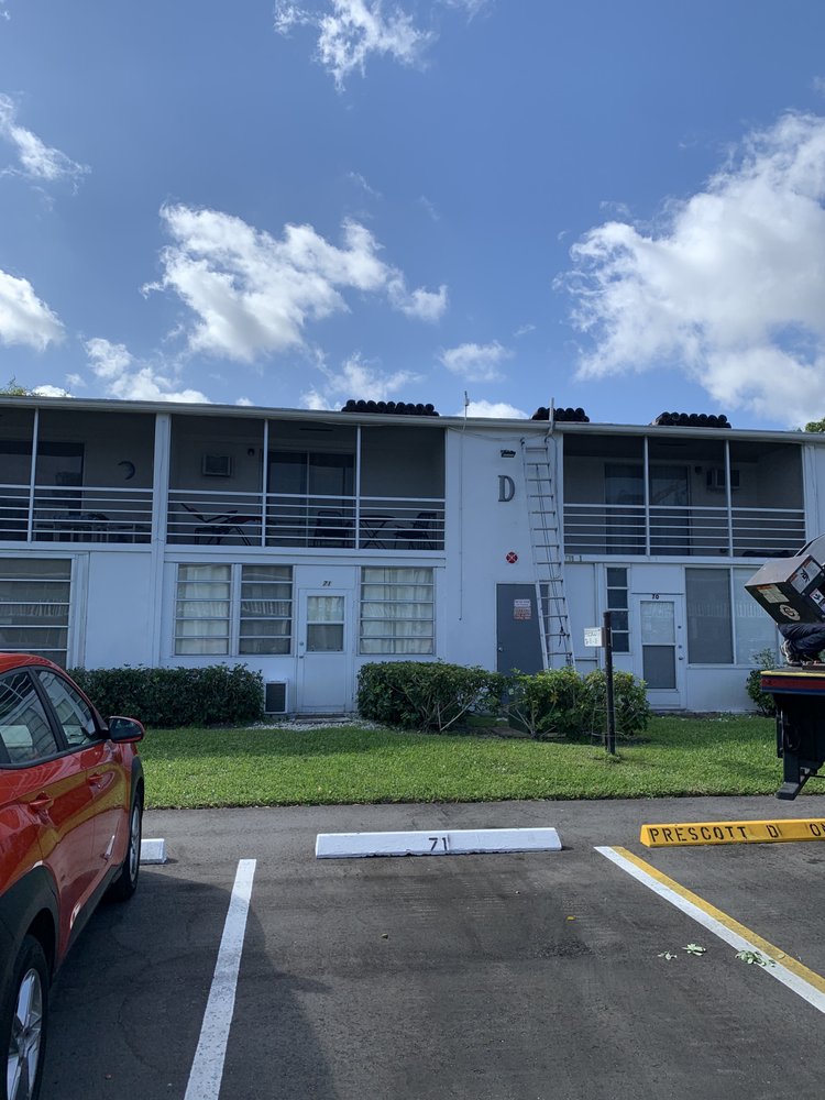 Slide of Dan Tennis Roofing