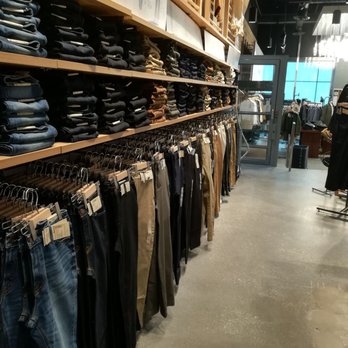 MUJI - Cards & Stationery Near Me - Toronto, Ontario