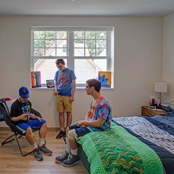 Chapel Haven Schleifer Center - CHSC teaches independent living to adults with social and developmental disabilities. - Community Service/Non-Profit Near Me - New Haven, Connecticut Chapel Haven Schleifer Center - CHSC teaches independent living to adults with social and developmental disabilities. - Community Service/Non-Profit Near Me - New Haven, Connecticut