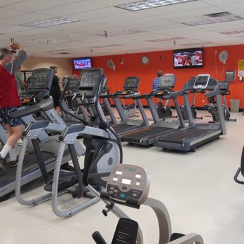 YMCA of Douglas County - Cardio Room - Gyms Near Me - Roseburg, Oregon YMCA of Douglas County - Cardio Room - Gyms Near Me - Roseburg, Oregon