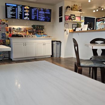 Puakea Grill - Front order counter with video menu - American Near Me - Lihue, Hawaii Puakea Grill - Front order counter with video menu - American Near Me - Lihue, Hawaii
