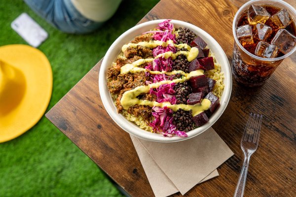 Roti Mediterranean Bowls. Salads. Pitas. by null