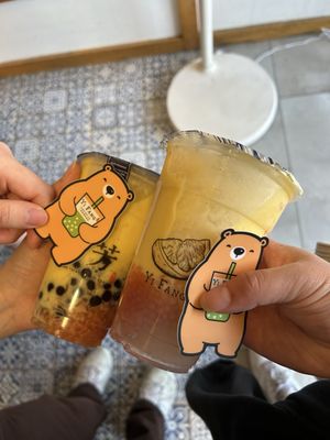 Yifang Taiwan Fruit Tea by null