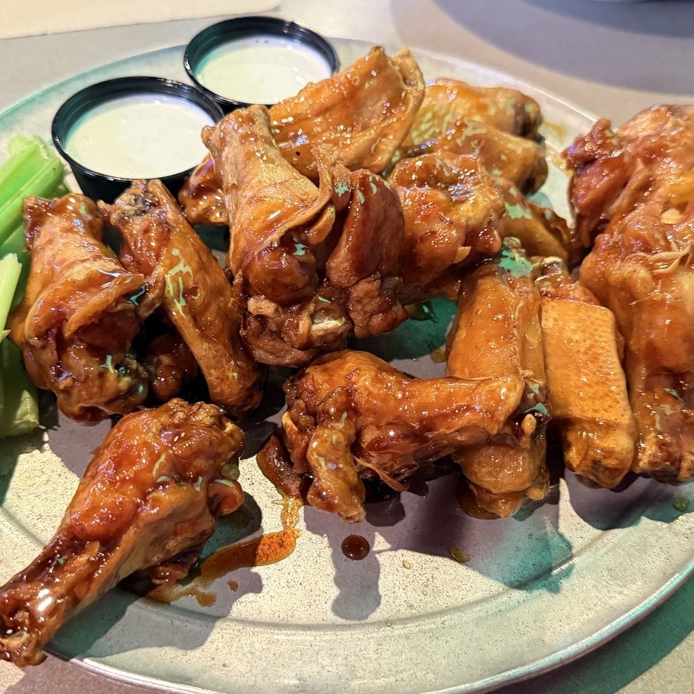 Pluckers Wing Bar - Lakeline - American Near Me - Cedar Park, Texas Pluckers Wing Bar - Lakeline - American Near Me - Cedar Park, Texas