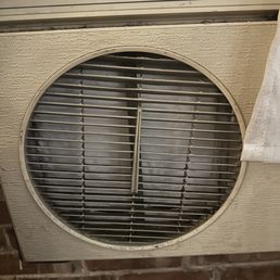 606 Realty - Ancient AC Unit that, if left on, will produce a thick sheet of ice that block any airflow - Property Management Near Me - Chicago, Illinois