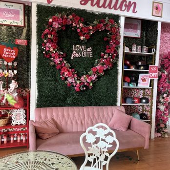 Mitri's Delights - Cute seating area - Desserts Near Me - National City, California Mitri's Delights - Cute seating area - Desserts Near Me - National City, California