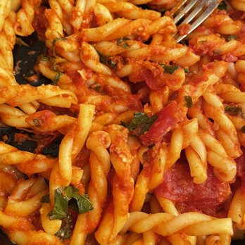 Pietro's Pizzeria - Special order, noodles and sauce. This was yum! - Pizza Near Me - Wayne, Pennsylvania