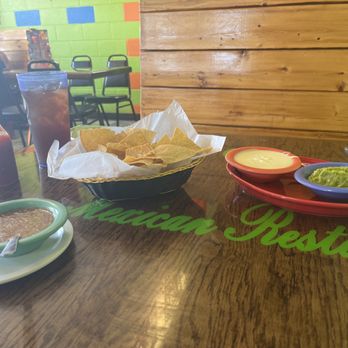Los Primos Mexican Restaurant - Mexican Near Me - Belleville, Kansas Los Primos Mexican Restaurant - Mexican Near Me - Belleville, Kansas