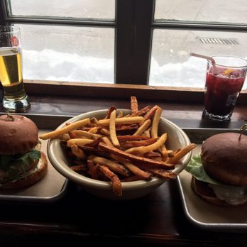 Le Chic Shack - Burger and fries! - Burgers Near Me - Quebec City, Quebec