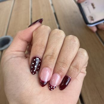 TD Nails - Nail Salons Near Me - Berkley, Michigan