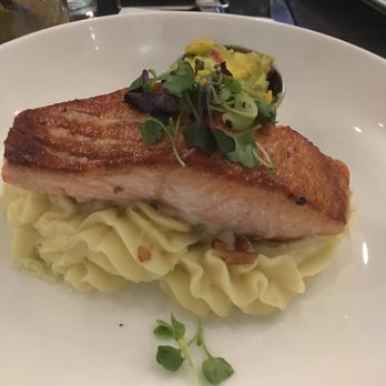 Fish Restaurant + Bar - New American Near Me - Stamford, Connecticut