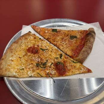 Freddy’s Pizza Since 1961 - Regular slices - Pizza Near Me - Astoria, New York