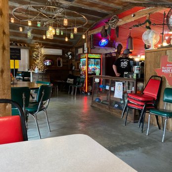 The Shed - Front area. Such a cute place! - Pizza Near Me - Salado, Texas The Shed - Front area. Such a cute place! - Pizza Near Me - Salado, Texas