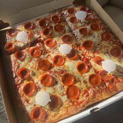 Central Pizza & Italian Restaurant of Red Lion - Pepperoni