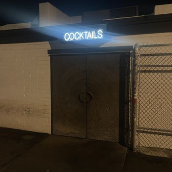 Bar 1912 - Back speakeasy style entrance - Cocktail Bars Near Me - Phoenix, Arizona