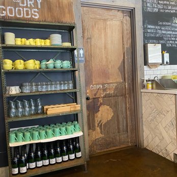 Garden Table - Broad Ripple - Juice Bars & Smoothies Near Me - Indianapolis, Indiana