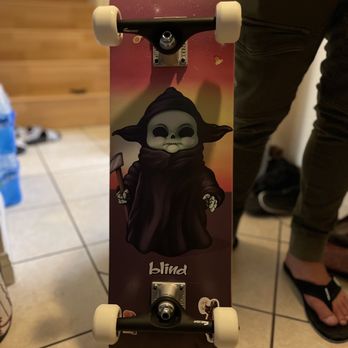 Zumiez - Sports Wear Near Me - Burbank, California