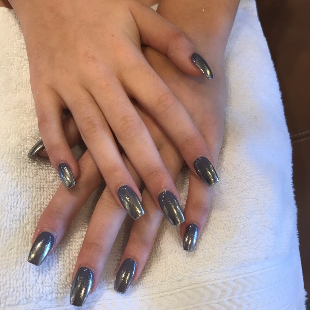 Windsor Nails Spa - Grey/Silver Ombré - Nail Salons Near Me - Windsor, California Windsor Nails Spa - Grey/Silver Ombré - Nail Salons Near Me - Windsor, California