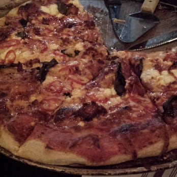 Bardō - Bee sting pizza. Amazing flavours - Pizza Near Me - Guelph, Ontario