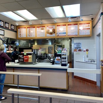 Wendy's - the interior of a fast food restaurant - Fast Food Near Me - Huntsville, Alabama Wendy's - the interior of a fast food restaurant - Fast Food Near Me - Huntsville, Alabama