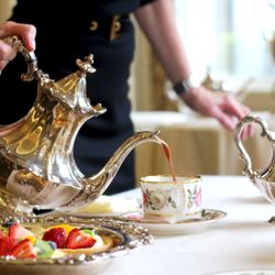 Summerfield Retirement - Assisted and Independent Living: Tea Service