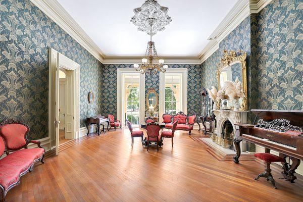 Oaklands Mansion by null
