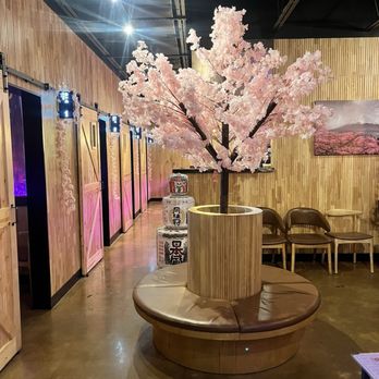 Issho - Centerpiece decor - Sushi Bars Near Me - Annandale, Virginia Issho - Centerpiece decor - Sushi Bars Near Me - Annandale, Virginia