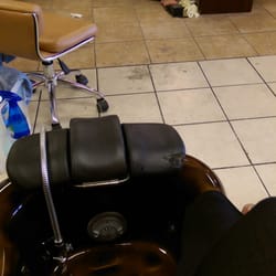 Spa Nails Wax - Dirty floor