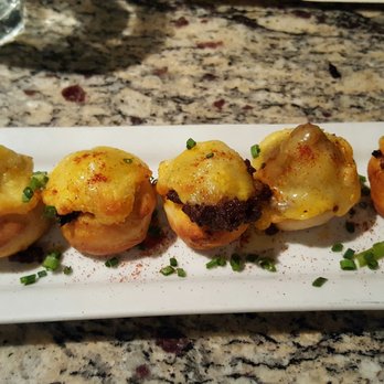 Lucille's - Chilli biscuits - New American Near Me - Houston, Texas