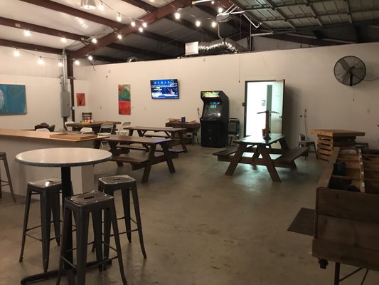 Suds Monkey Kitchen & Brewery Dripping Springs by null