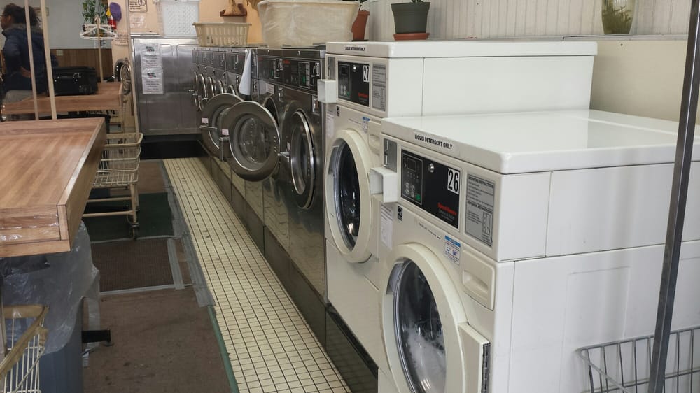 ABBOTT ROAD LAUNDROMAT 20 Photos & 12 Reviews 2101 Abbott Rd