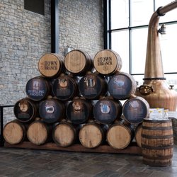 Steele Dragon Brewery Tours - Town Branch Distillery