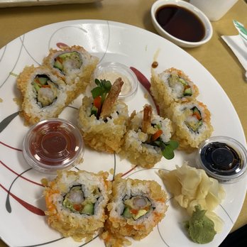 Sushi Island - Crunch Roll - Sushi Bars Near Me - Gardena, California