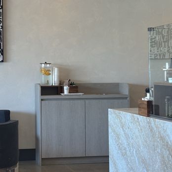 Coffee2Me - Complementary water - Coffee & Tea Near Me - Los Angeles, California Coffee2Me - Complementary water - Coffee & Tea Near Me - Los Angeles, California