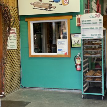 Verger le Gros Pierre - Fresh pies and pastries- happy calories - Fruits & Veggies Near Me - Compton, Quebec