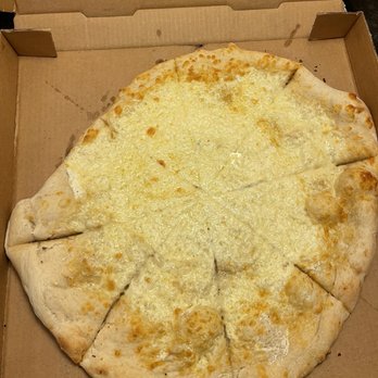 Uptown Pizza - White pizza - Pizza Near Me - Saint Augustine, Florida