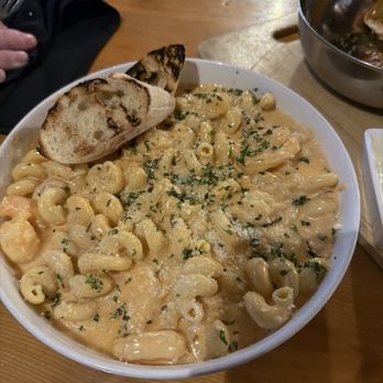Red Brick Tap & Barrel - Seafood mac & cheese with extra shrimp - American Near Me - Alpena, Michigan Red Brick Tap & Barrel - Seafood mac & cheese with extra shrimp - American Near Me - Alpena, Michigan