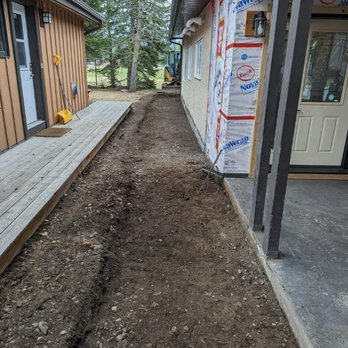 Azuro Outdoor Design And Construction - Photo - Landscaping Near Me - Canmore, Alberta Azuro Outdoor Design And Construction - Photo - Landscaping Near Me - Canmore, Alberta