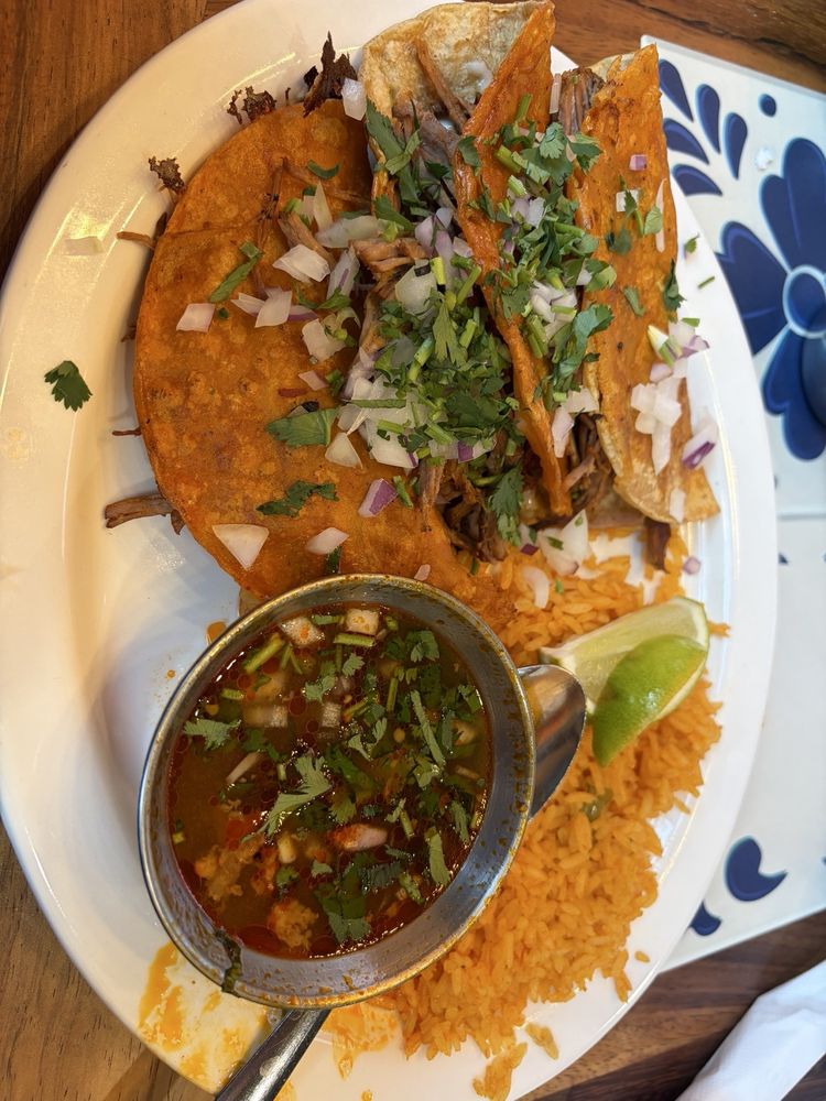 Mi Pueblo