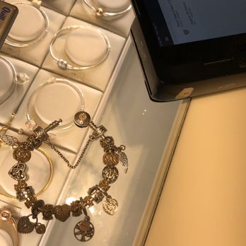 PANDORA - Jewelry Near Me - Orland Park, Illinois