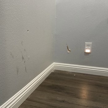 Bob's Repair - Damaged wall - Heating & Air Conditioning/HVAC Near Me - Las Vegas, Nevada Bob's Repair - Damaged wall - Heating & Air Conditioning/HVAC Near Me - Las Vegas, Nevada