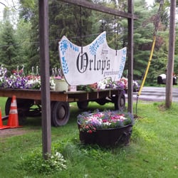 Orlop Farm & Greenhouse - Orlop's flower truck.