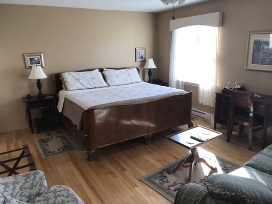 Baker's Chest B&B by null