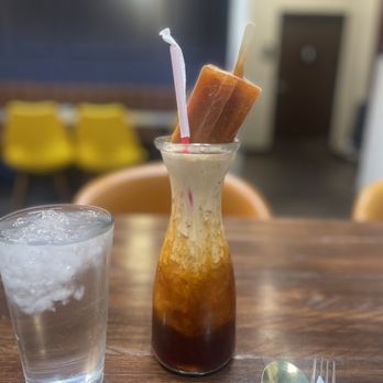 Kin Long Beach - Thai tea - Thai Near Me - Long Beach, California