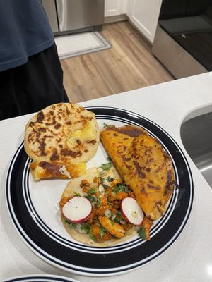 Tacos La Roca by null