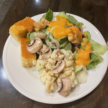 CHARLIE BROWN’S STEAKHOUSE - Updated May 2025 - 89 Photos & 166 Reviews ...