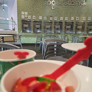 Yogurtland - Ice Cream & Frozen Yogurt Near Me - Yorba Linda, California