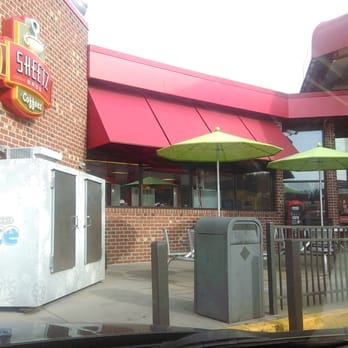 Sheetz - Outside eating area. - Gas Stations Near Me - Irwin, Pennsylvania